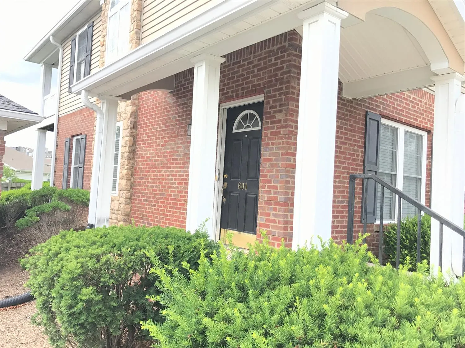 112 Leonardwood Dr Unit 601 photo 1