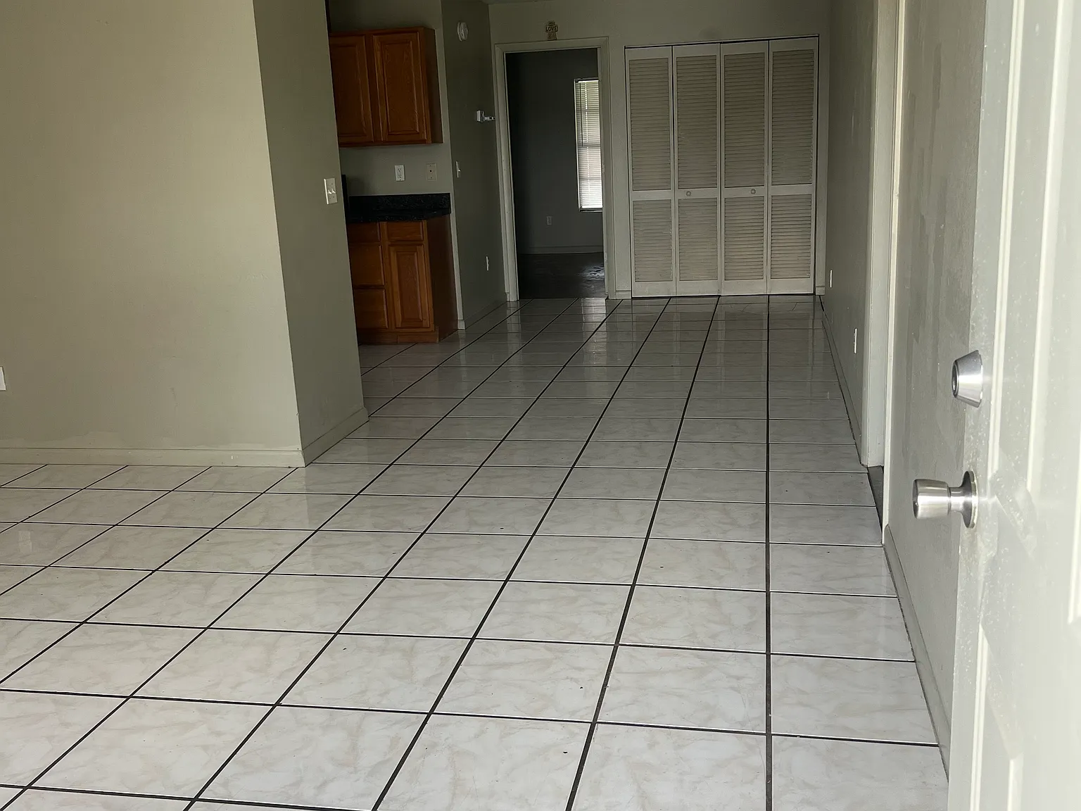 3 bed, 1362 sqft, $1,500 — Photo 2