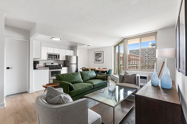 1st image of 1966 1st Ave APT 6O