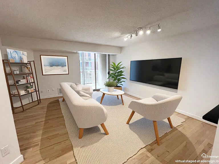 7500 Woodmont Ave #314 — Photo 2