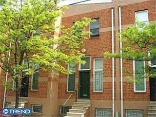 1st image of 2943 Devereaux Ave