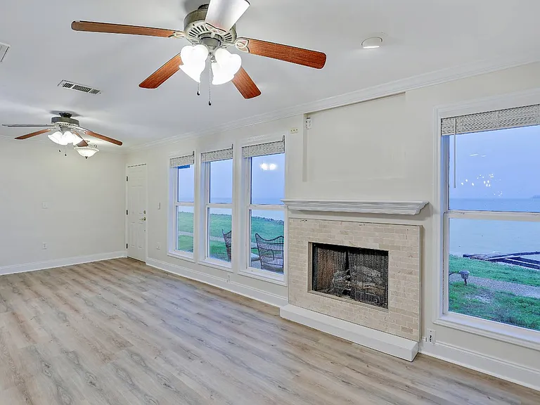 11 Lake Barnett Dr — Photo 4