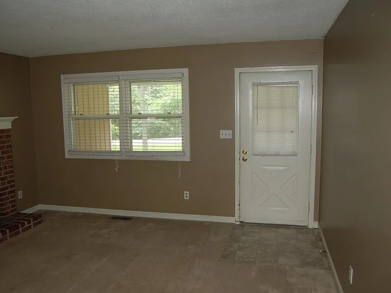 7165 Noel Rd — Photo 25
