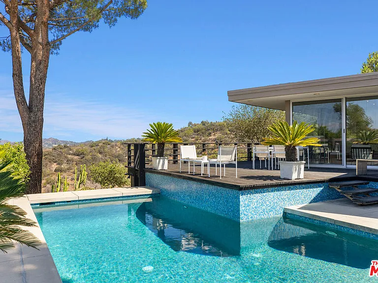 3346 Beverly Ranch Rd — Photo 6