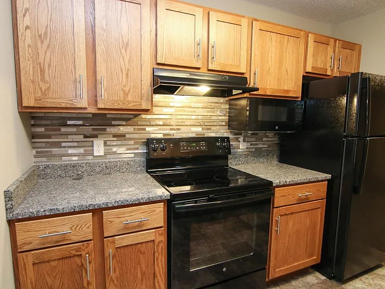 Northbrook Apartments — Photo 319