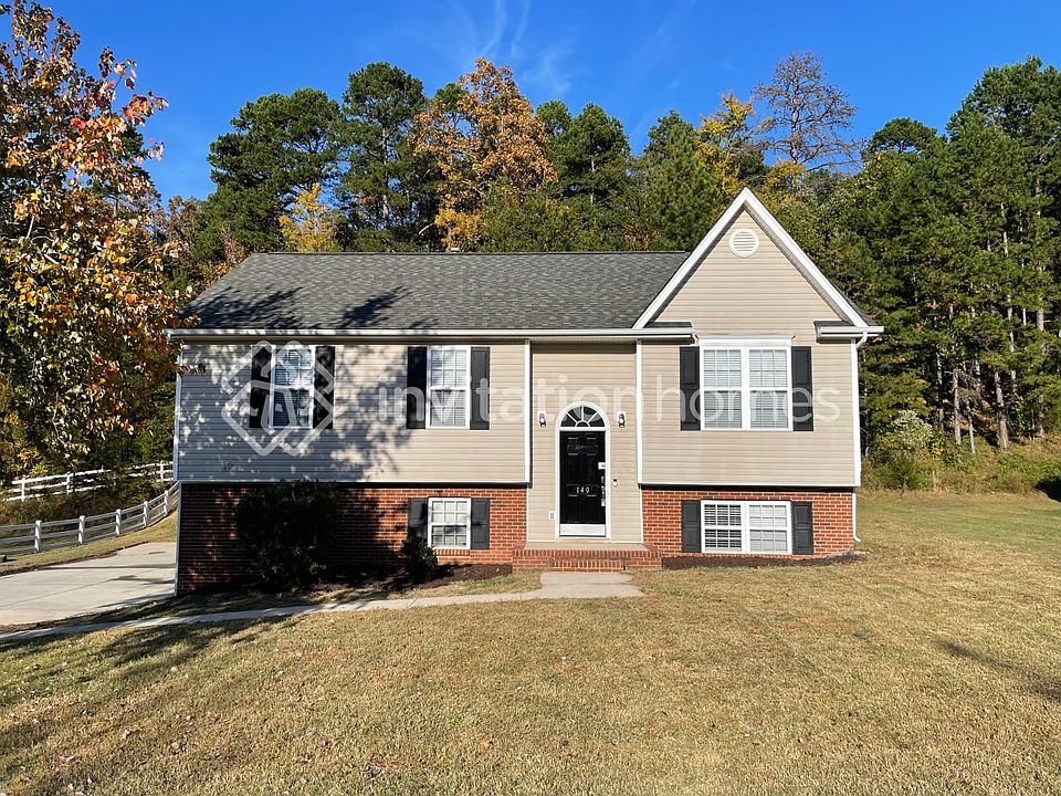 1st image of 140 Autumn Woods Blvd