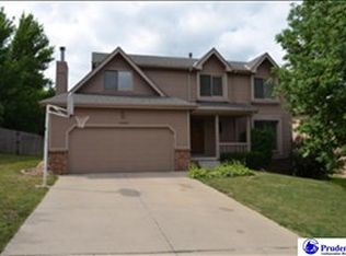 16903 Patterson Dr, Omaha, NE 68135