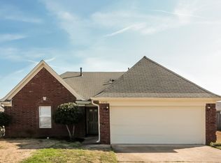 7470 Jennifer Dr, Horn Lake, MS 38637