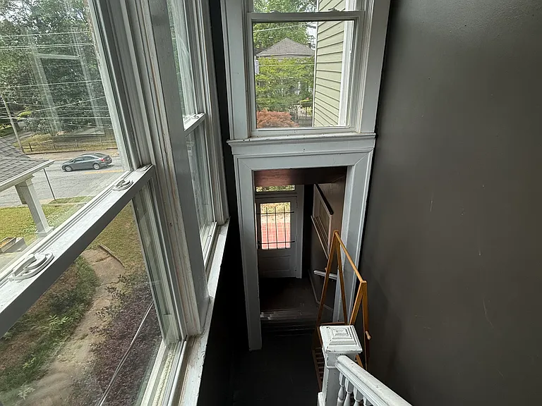 604 Boulevard SE #C — Photo 16