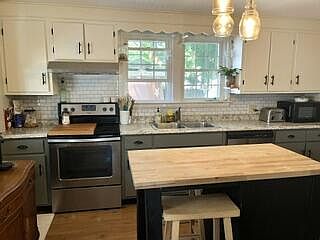 2nd image of 32 Gillander Avenue