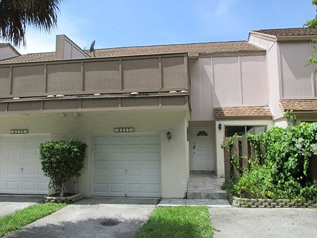 1st image of 8237 NW 8th St #4