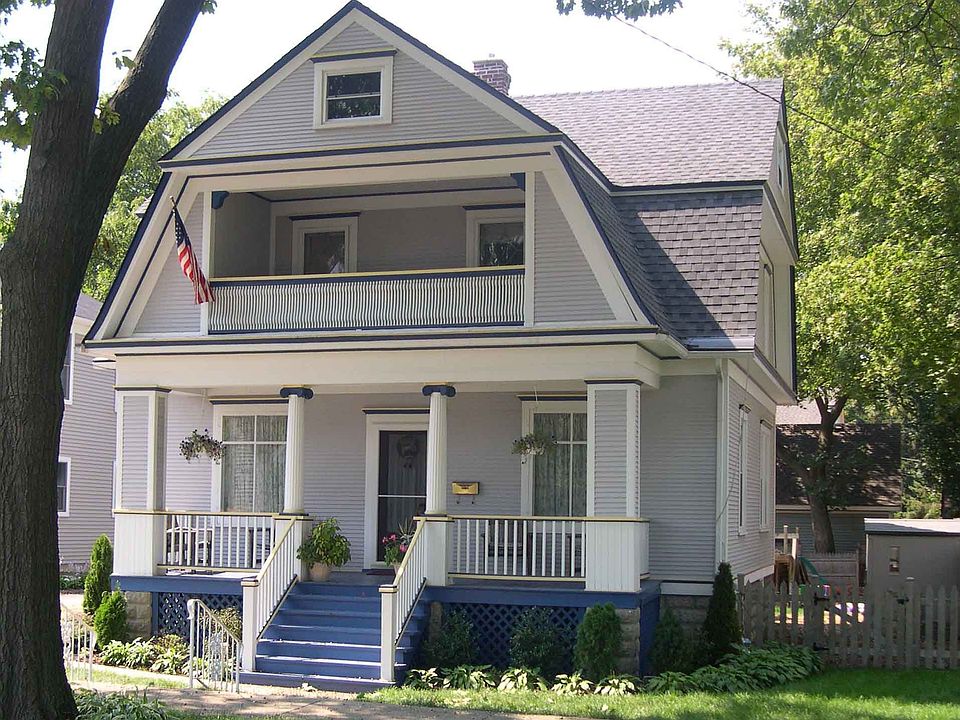 Classic Craftsman Architecture