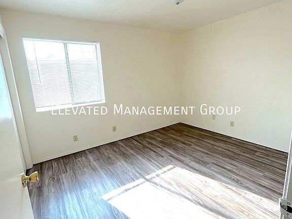 2nd image of 129 Manzano St NE APT B
