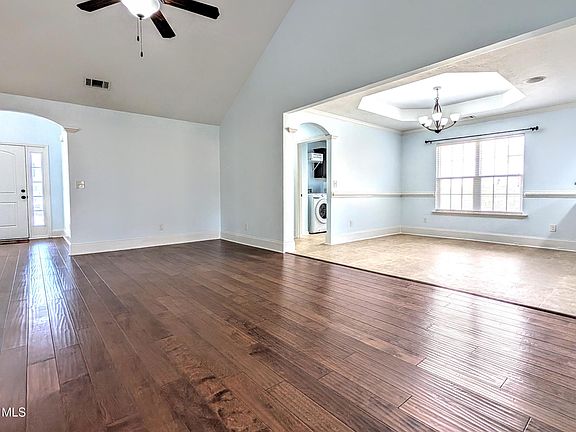 5th image of 3269 Windwood Street