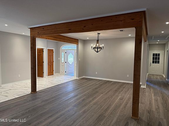 2nd image of 18265 Landon Rd