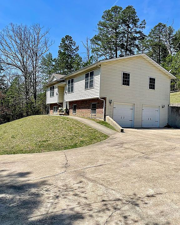 1st image of 515 Whippet Dr