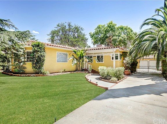 2nd image of 1158 Linda Vista Dr