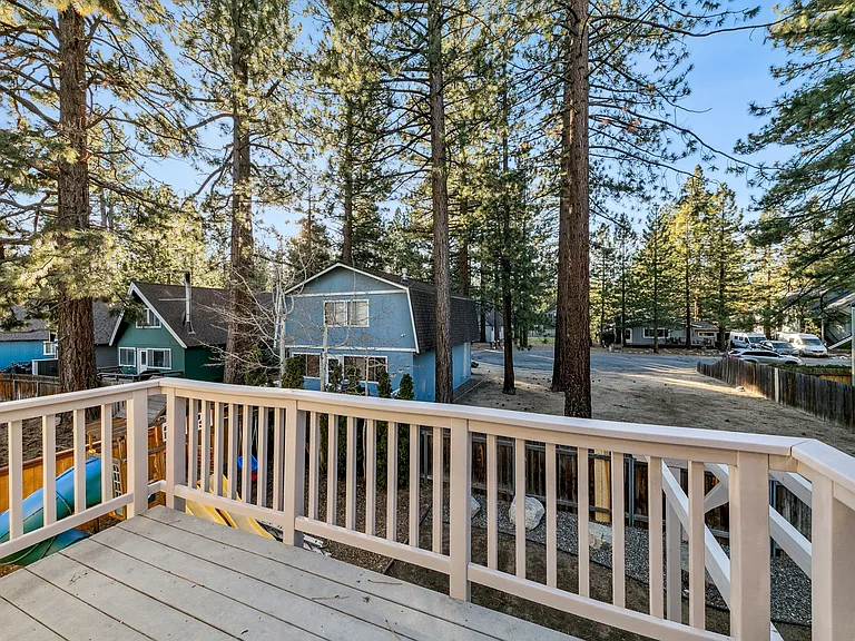 926 Tanglewood Dr — Photo 11
