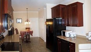 5th image of 6196 Devonhurst Dr