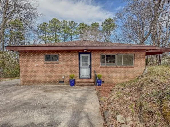 828 Martin Luther King Jr Dr, Asheboro, NC 27203