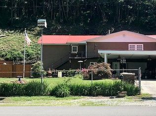 192 Georges Branch Rd, Vicco, KY 41773