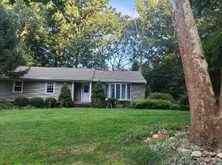 754 McCoy Rd, Franklin Lakes, NJ 07417
