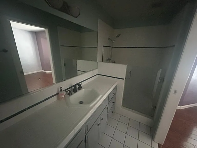 1331 W Mary Ct — Photo 18