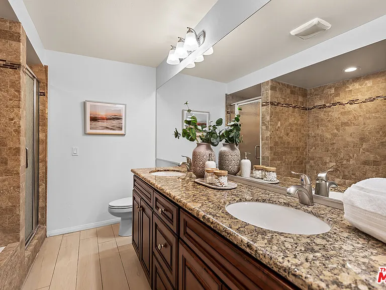 7301 Vista Del Mar Ave #A110 — Photo 21