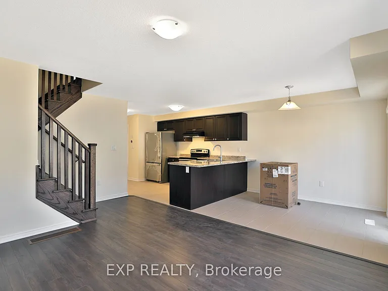7 Pagebrook Cres — Photo 7