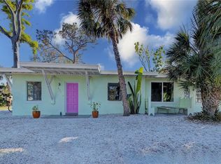 321 Hills Rd, Nokomis, FL 34275