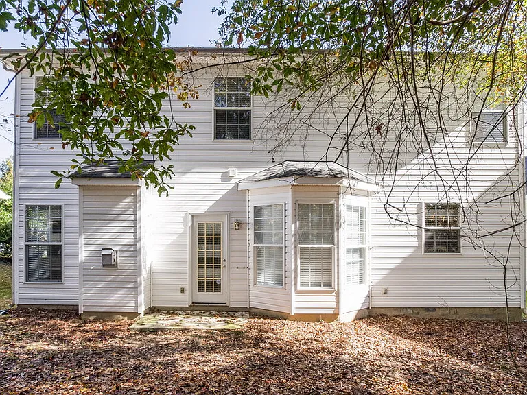 4521 Hyperion Ct — Photo 16