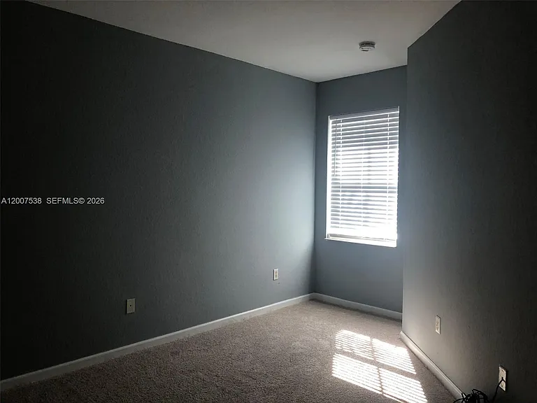 8209 SW 25th Ct — Photo 30