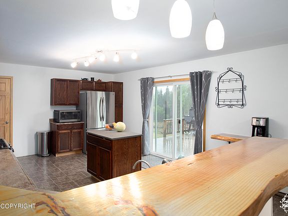 5th image of 456 Wright Ln