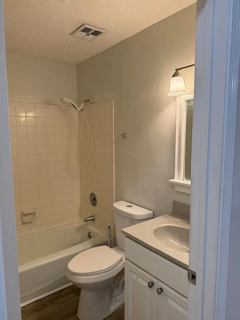 212 S. David Ln. — Photo 4