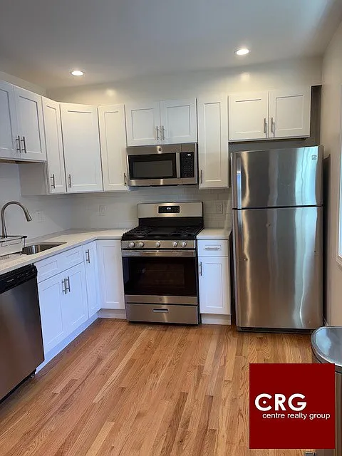 7 bed, 2.0 bath, $10,300 — Photo 1