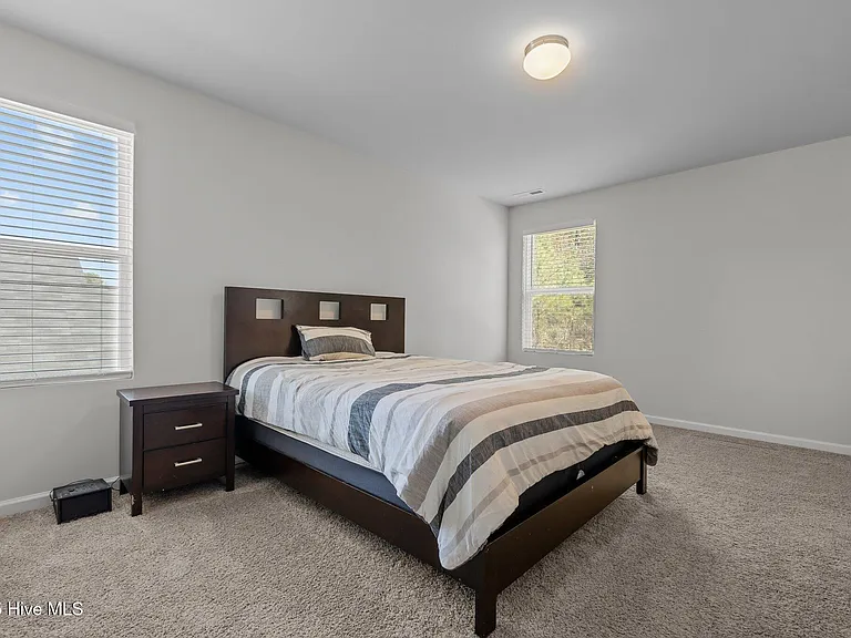 821 Conductor Ct — Photo 19