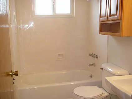 16445 Kent Ave #G — Photo 22