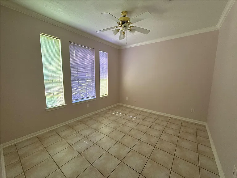 7819 Blue Stream Ct — Photo 10