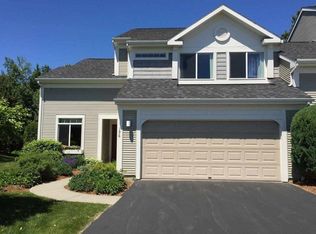 196 Hummingbird Ln #196, South Burlington, VT 05403