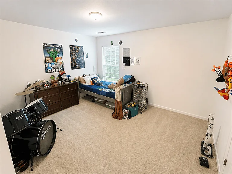 1100 Sarah Freeman Dr — Photo 23
