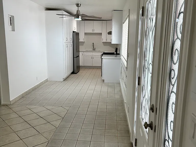 267 S Patencio Rd #B — Photo 10