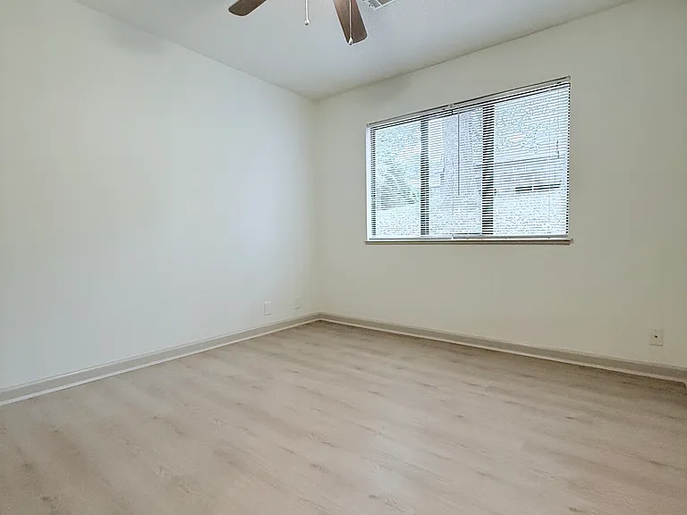1930 Waldens Edge Way #1930 — Photo 27