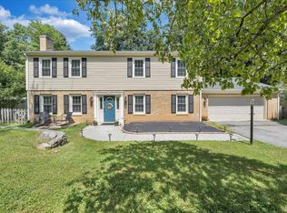 6104 Burnham Rd, Roanoke, VA 24018