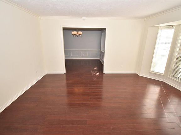 4th image of 19622 Pinehurst Trail Dr
