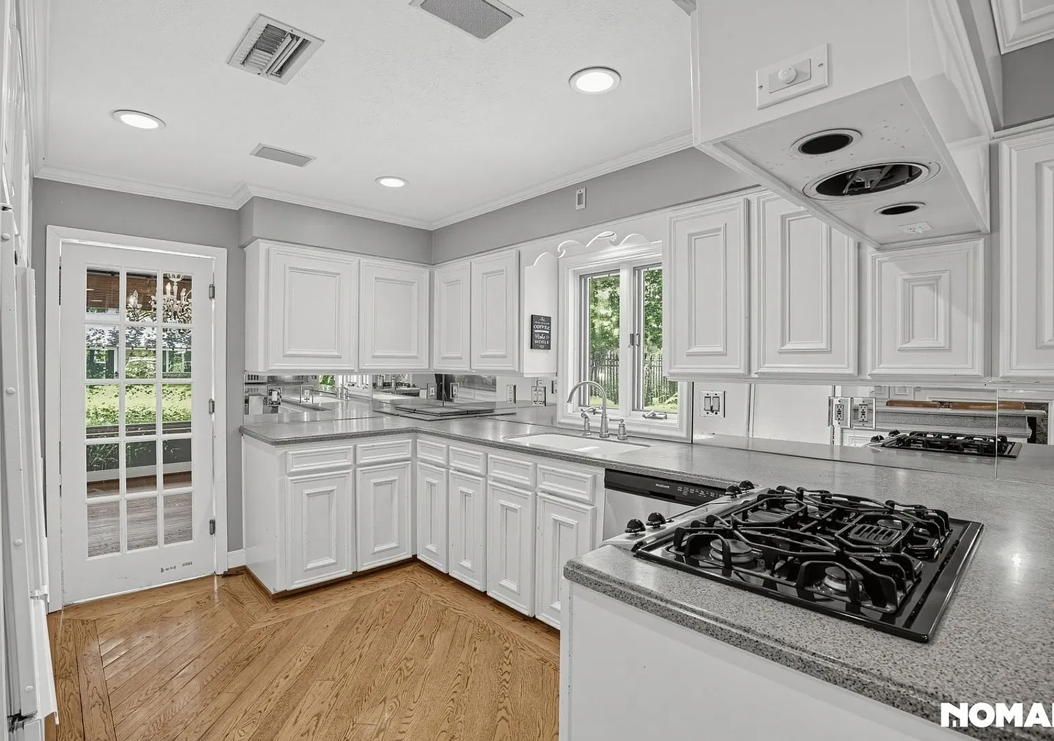 Spacious 3BR House in Houston — Photo 4
