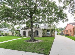 10306 Sagedowne Ln, Houston, TX 77089