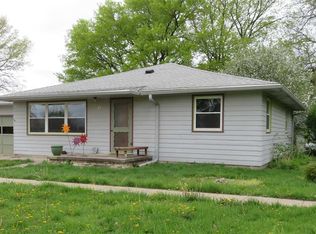 401 N Main St, Stella, NE 68442
