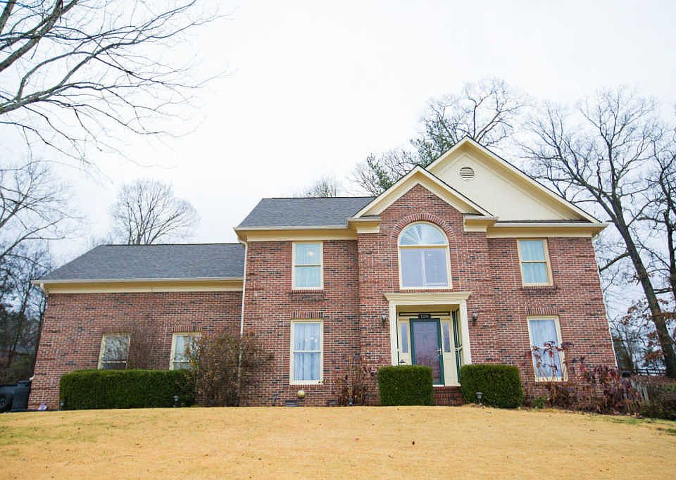 1st image of 1304 Knightsbridge Dr