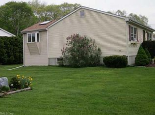61 Ethel Acres, Jewett City, CT 06351