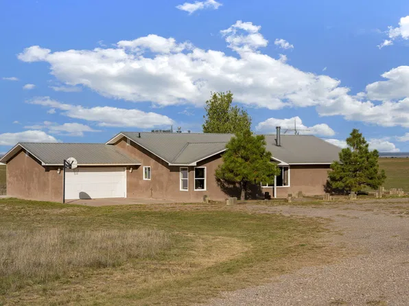 42 Cayetano Rd, Moriarty, NM 87035